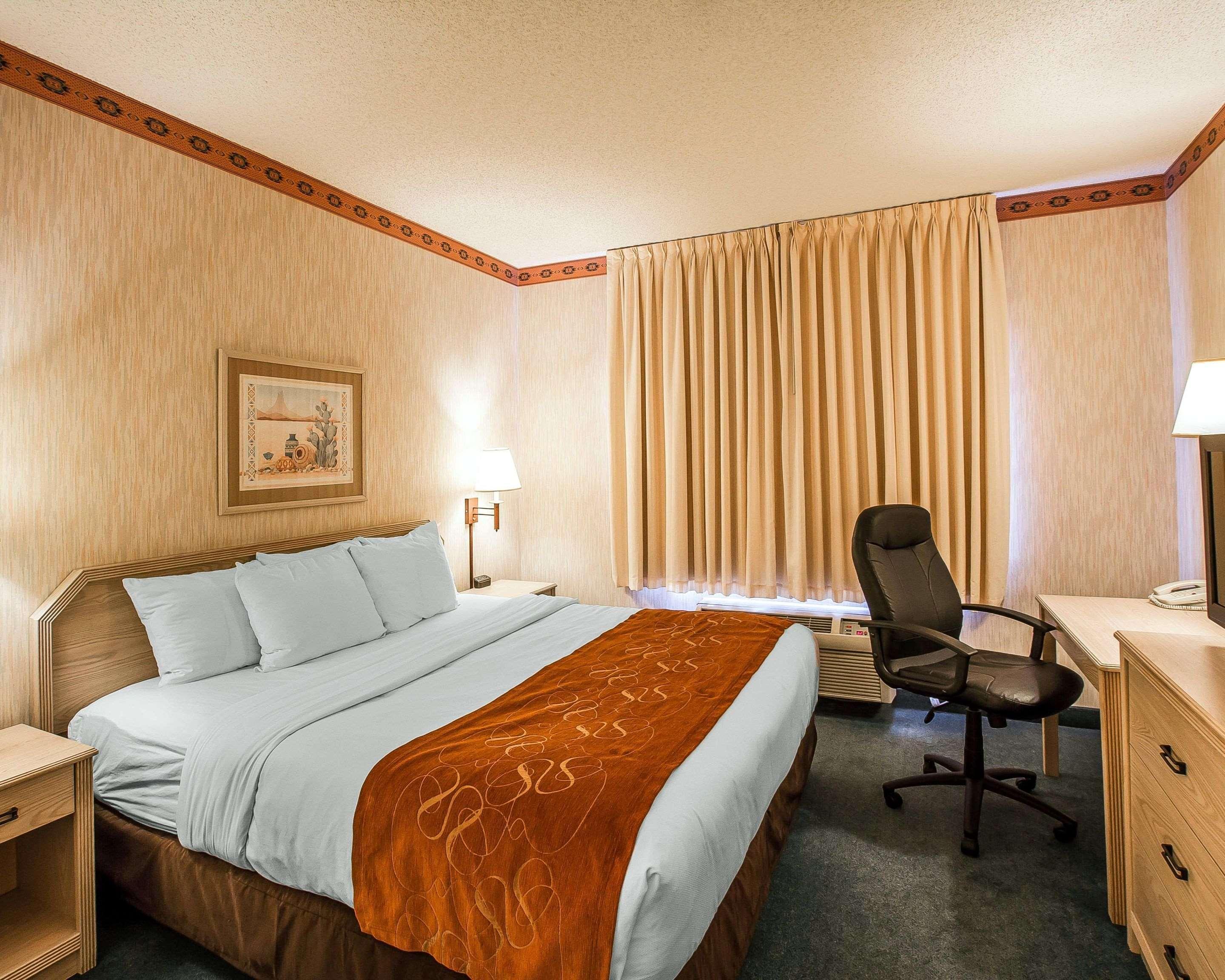 Comfort Suites Peoria Sports Complex Buitenkant foto