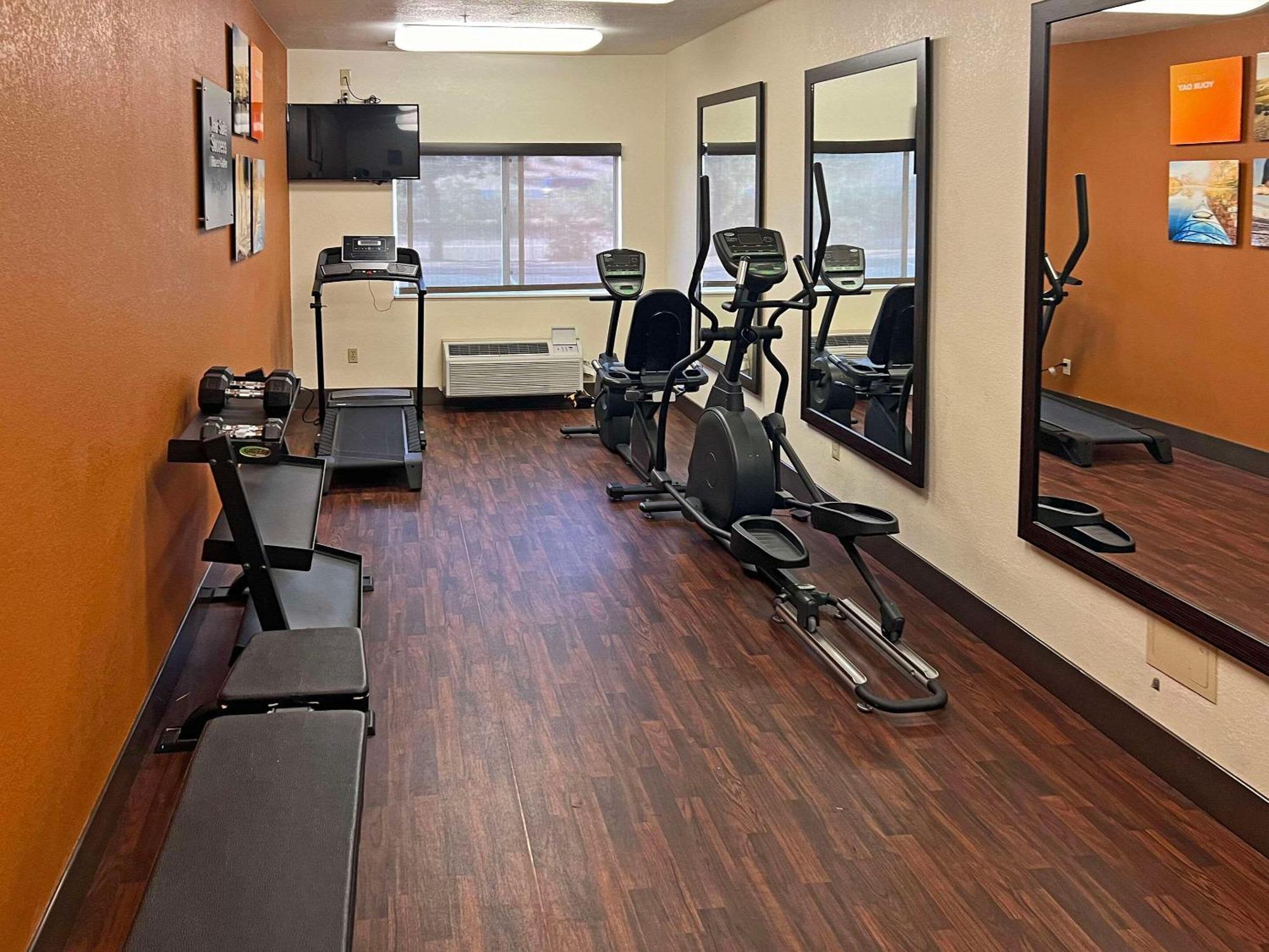 Comfort Suites Peoria Sports Complex Buitenkant foto