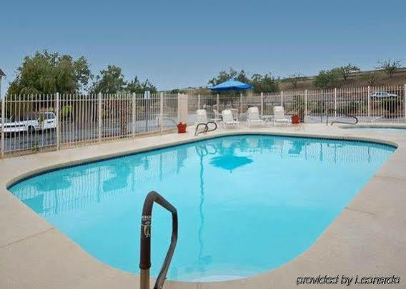 Comfort Suites Peoria Sports Complex Buitenkant foto